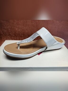 Naturalizer Yippee Women's Sandals - White - New (Former Display Item)